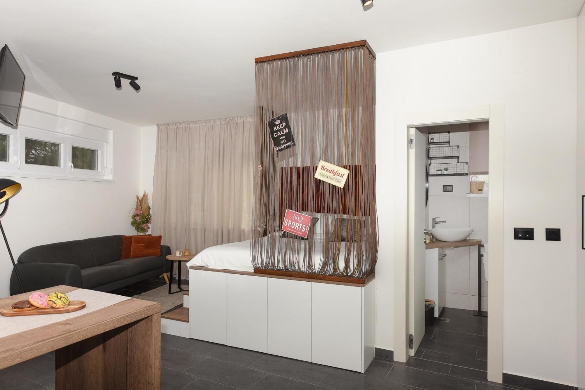 Feel Good Apartment & Studio 扎达尔 外观 照片